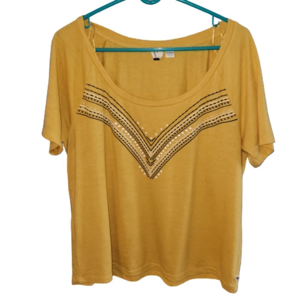 Roxy t shirt